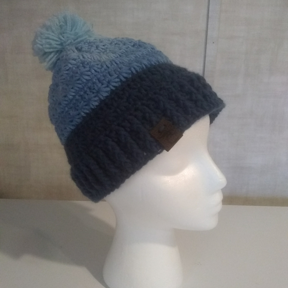 Crochet pom pom hat